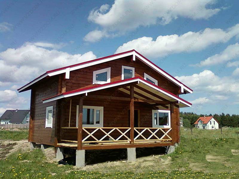 № 06-70. Дом из двойного бруса 6 х 8 м с террасой